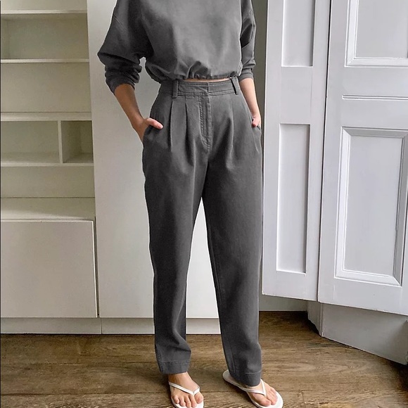 Aritzia Pants - The Group Babaton Antares pants